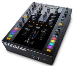 Native Instruments Traktor Kontrol Z2 DJ Kontrol Cihazı