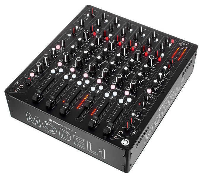 Allen Heath PlayDifferently MODEL 1 6 Kanal Dj Mikseri