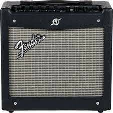 Fender MUSTANG I v2 Elektro Gitar Amfisi
