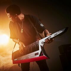 Roland AX-EDGE-B Digital Keyboard - Siyah