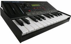 Roland D-05 Linear Synthesizer