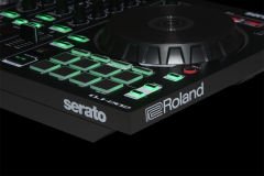 Roland DJ-202 DJ Kontrol Cihazı