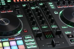 Roland DJ-505 DJ Kontrol Cihazı