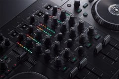 Roland DJ-707M DJ Kontrol Cihazı