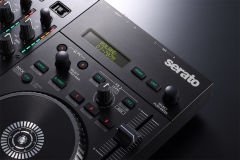 Roland DJ-707M DJ Kontrol Cihazı
